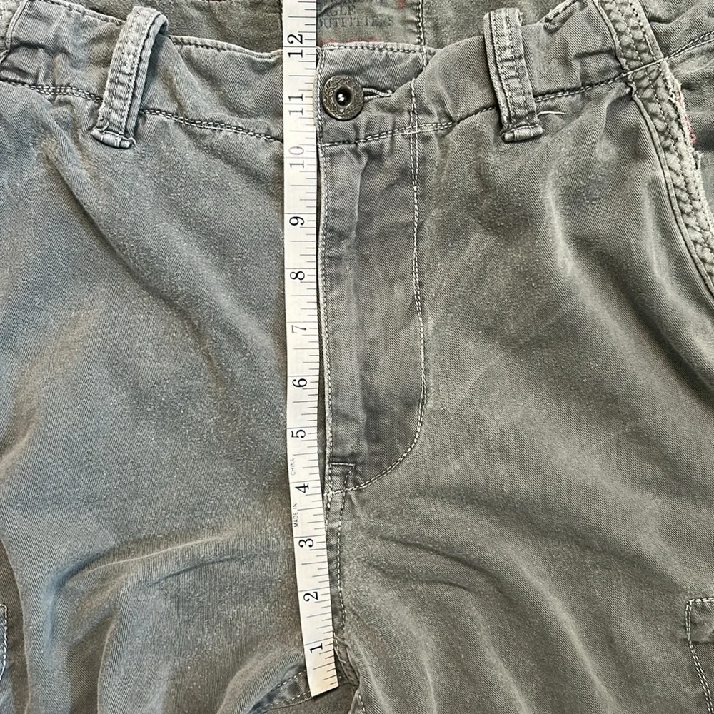 American Eagle Cargo Shorts Classic Utility Short Gray Green Y2K 90s Size 33 - Picture 5 of 10